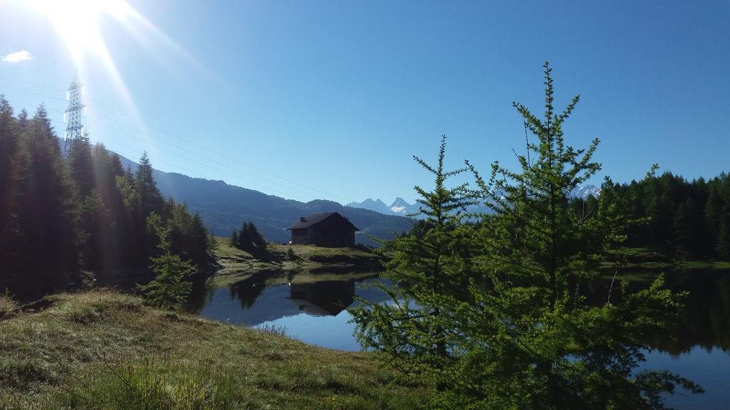 Rifugio Al Lago Del Mortirolo In Inverno Raggiungibile Solo A Piedi Monno Εξωτερικό φωτογραφία